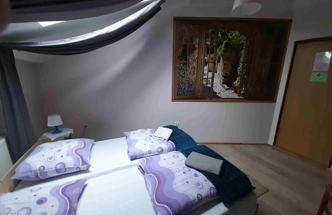 Green Hostel-1