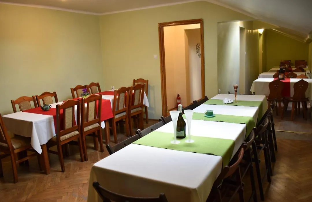 Green Hostel-1